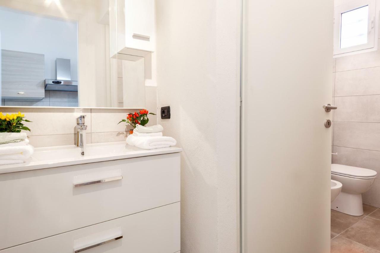 Duplex Apartment In Pieno Centro Ferrara Eksteriør bilde