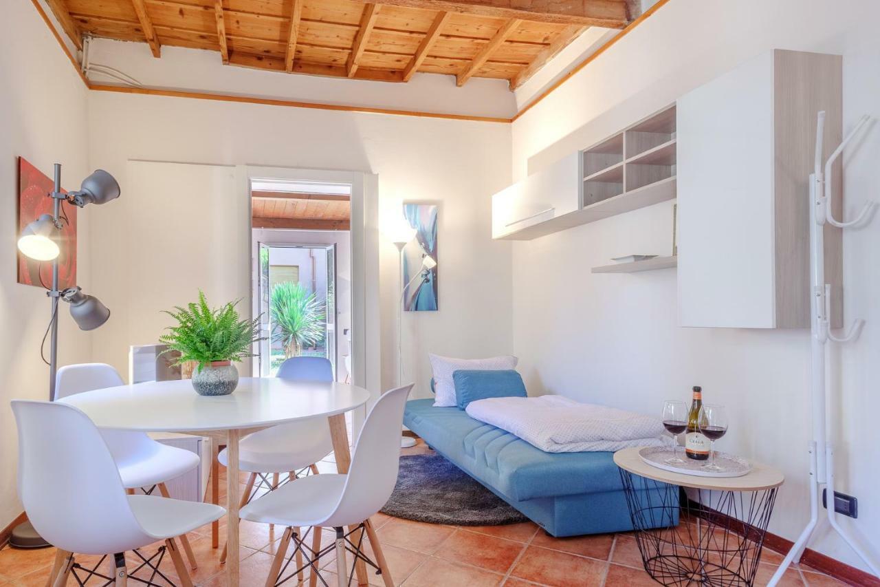 Duplex Apartment In Pieno Centro Ferrara Eksteriør bilde